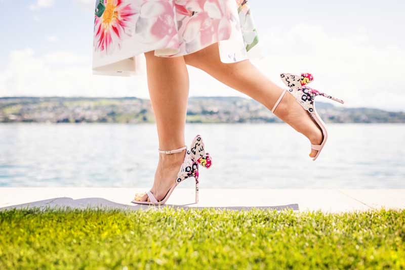 10 tips to look good and comfortable with high heels