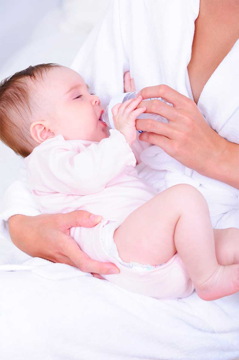 Breastfeeding vs. Formula Feeding