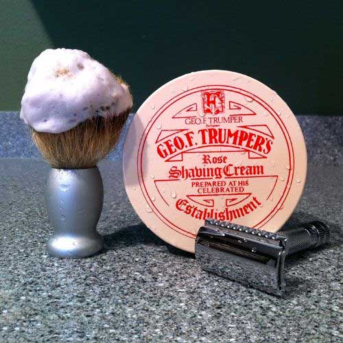 Shaving with a Double Edge-Razor