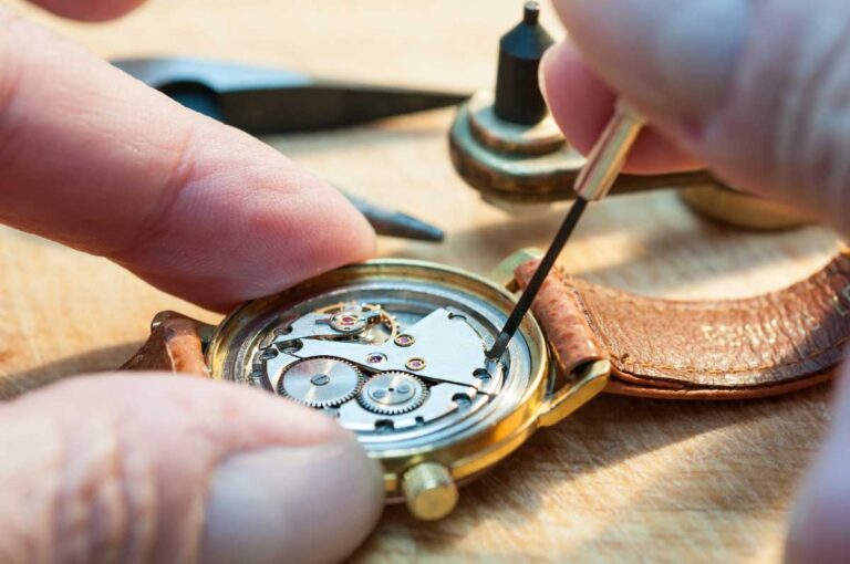 Exploring the Intricacies of Watch Parts with SOFLY: A Comprehensive Guide