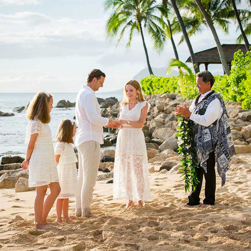 Hawaiian Wedding Ceremony