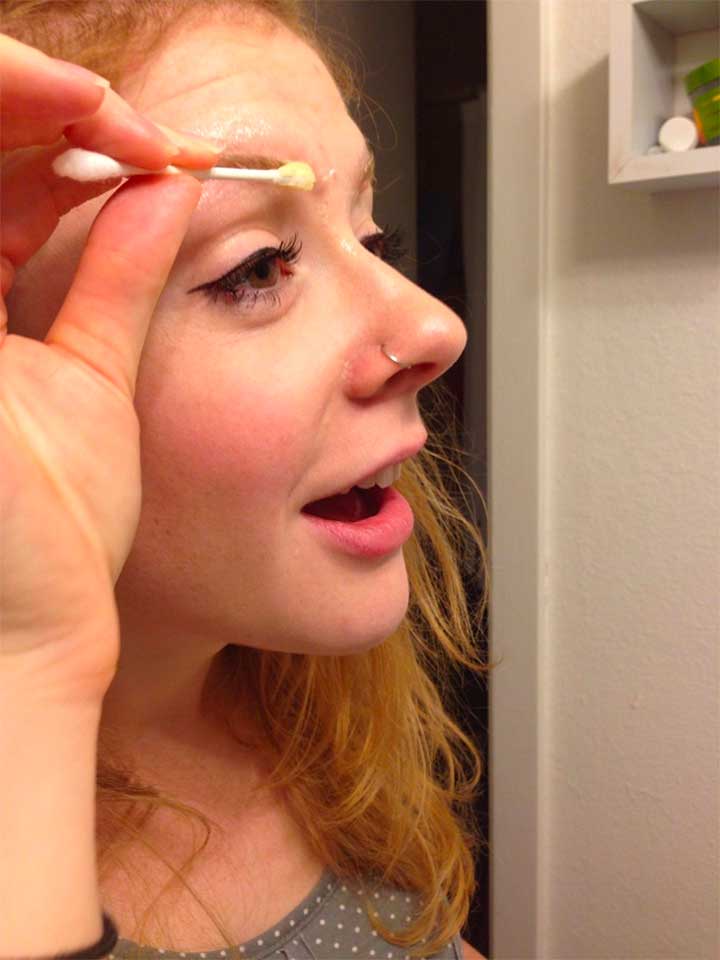 How (And Why) To Dye Your Eyebrows Yourself