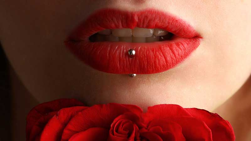 Adorn your lips with the right lip piercing jewelry online