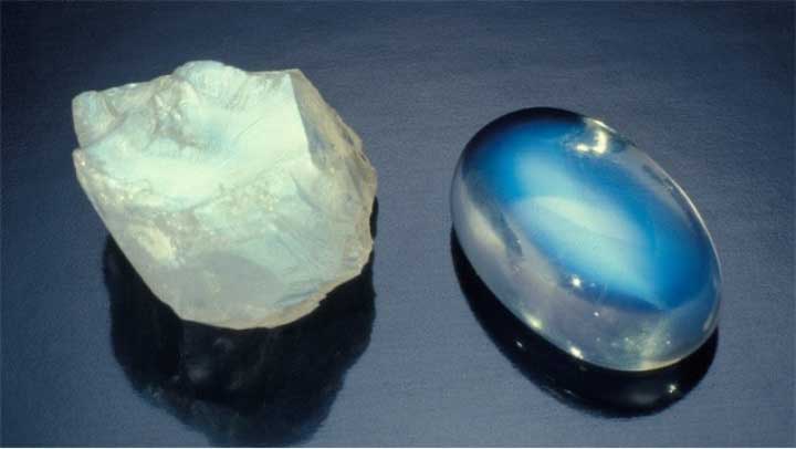 Moonstone - crystals for positivity