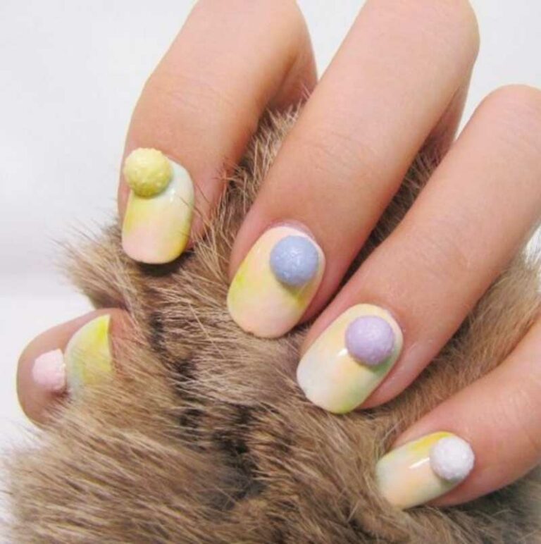 Pom-Pom Nails Are the Cutest Thing to Happen to Your Manicure