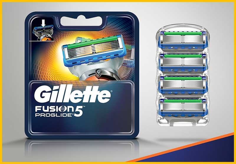 Shaving Gillette Power Fusion Razor