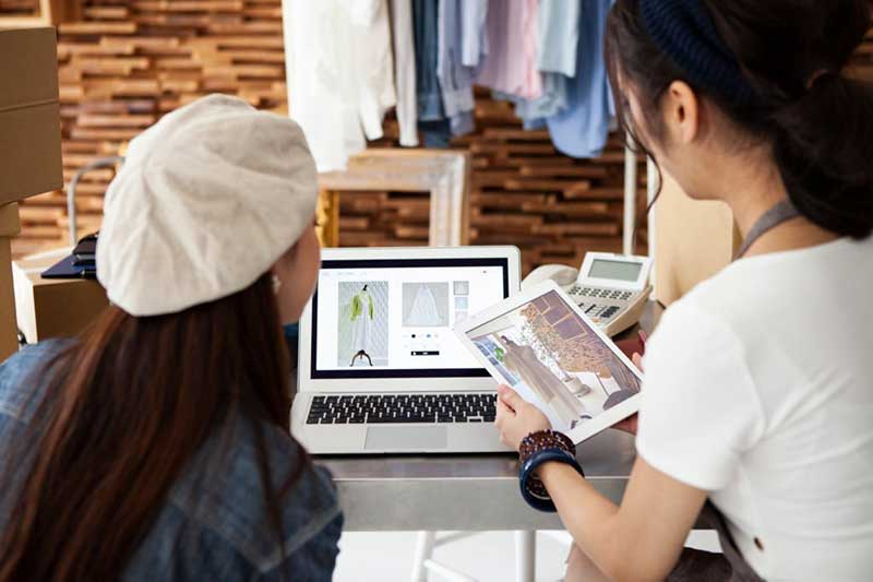 Top 8 Fashion E-Commerce Trends