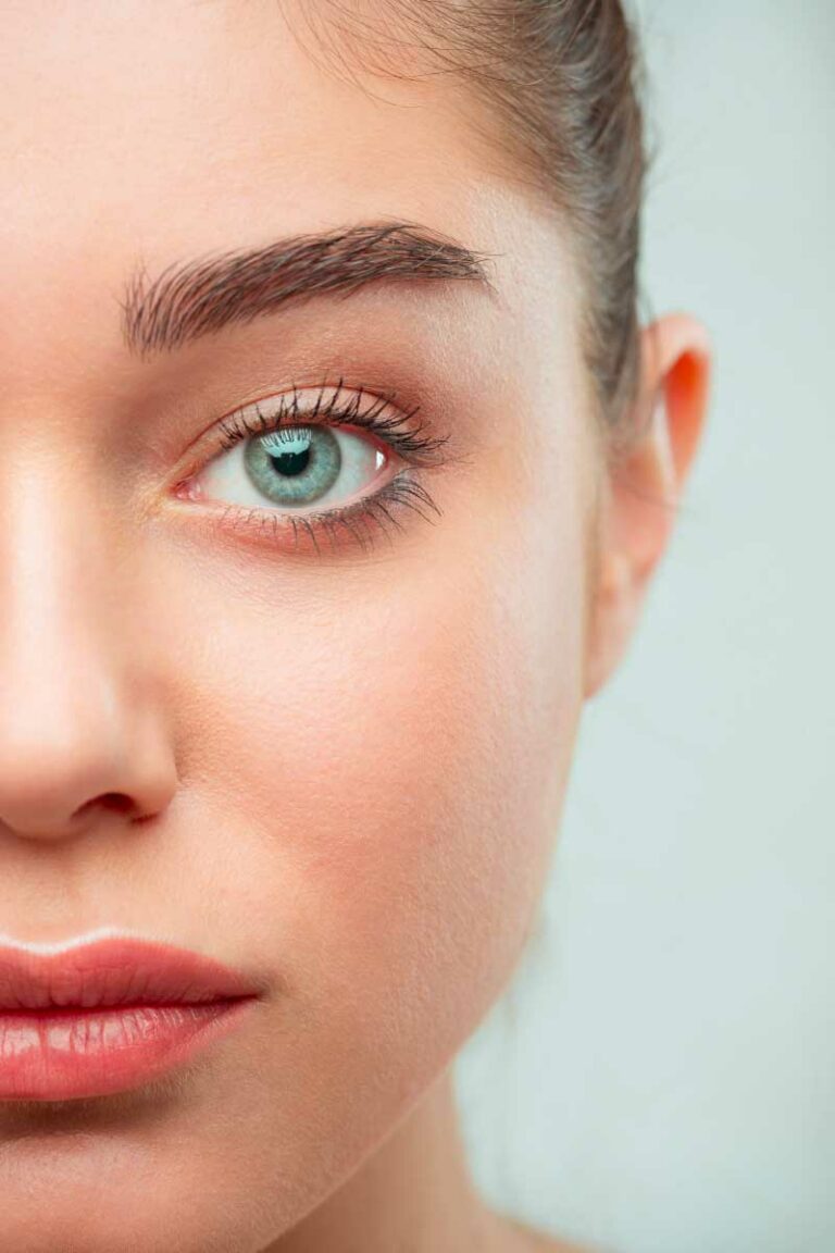 Top trending soft-colored contacts lens you should try